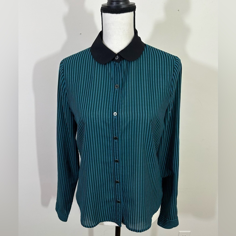 Forever 21 sz med blouse button down long sleeve black & Turquoise